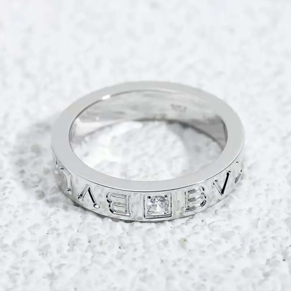 Bvlgari Bvlgari Bvlgari Ring 18 KT Rose Gold Ring with Diamond for Women in Silver Bvlgari Bvlgari Bvlgari Ring 18 KT Rose Gold Ring with Diamond for Women in Silver