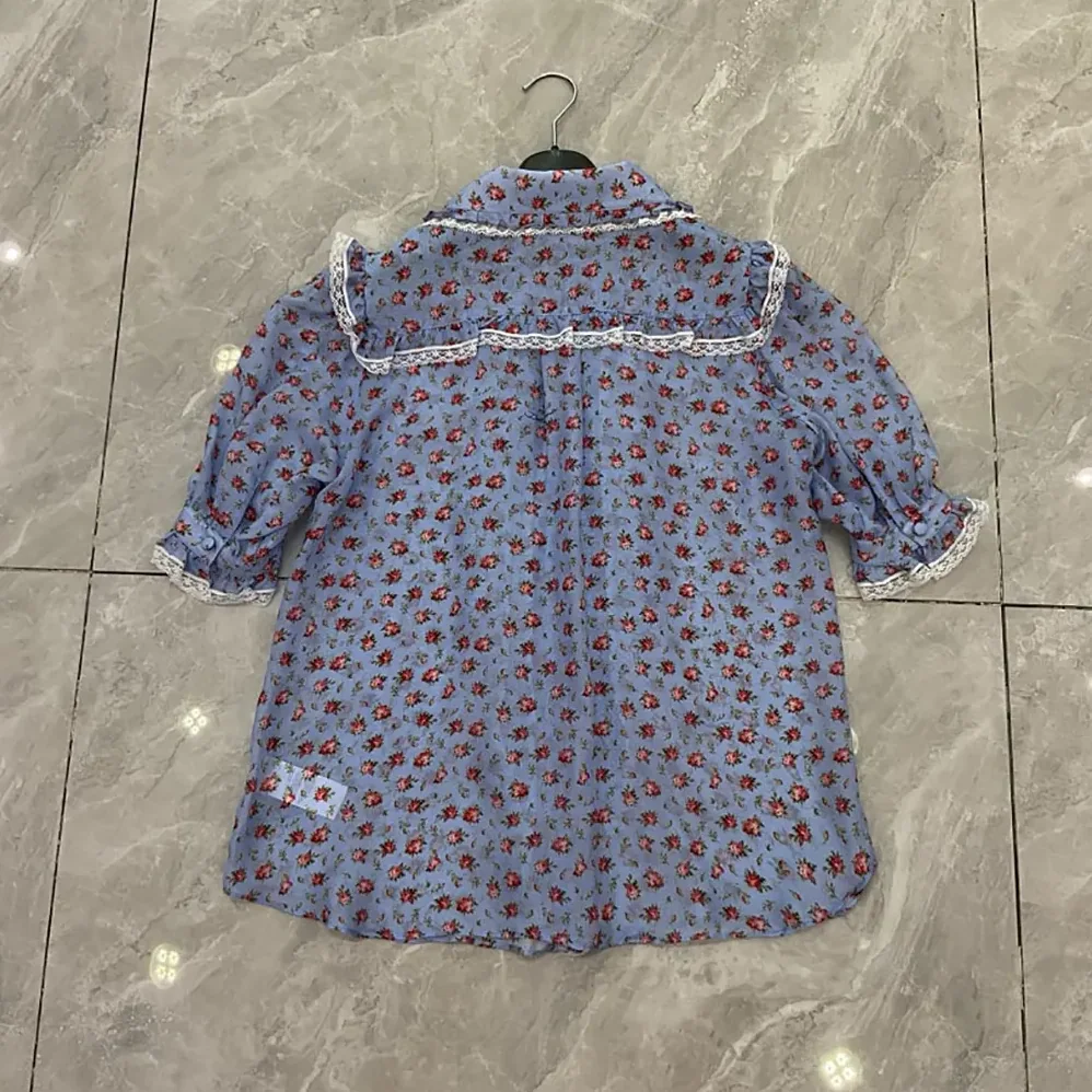 Dolce Gabbana D&G Small Rose for Women in Print Chiffon Shirt