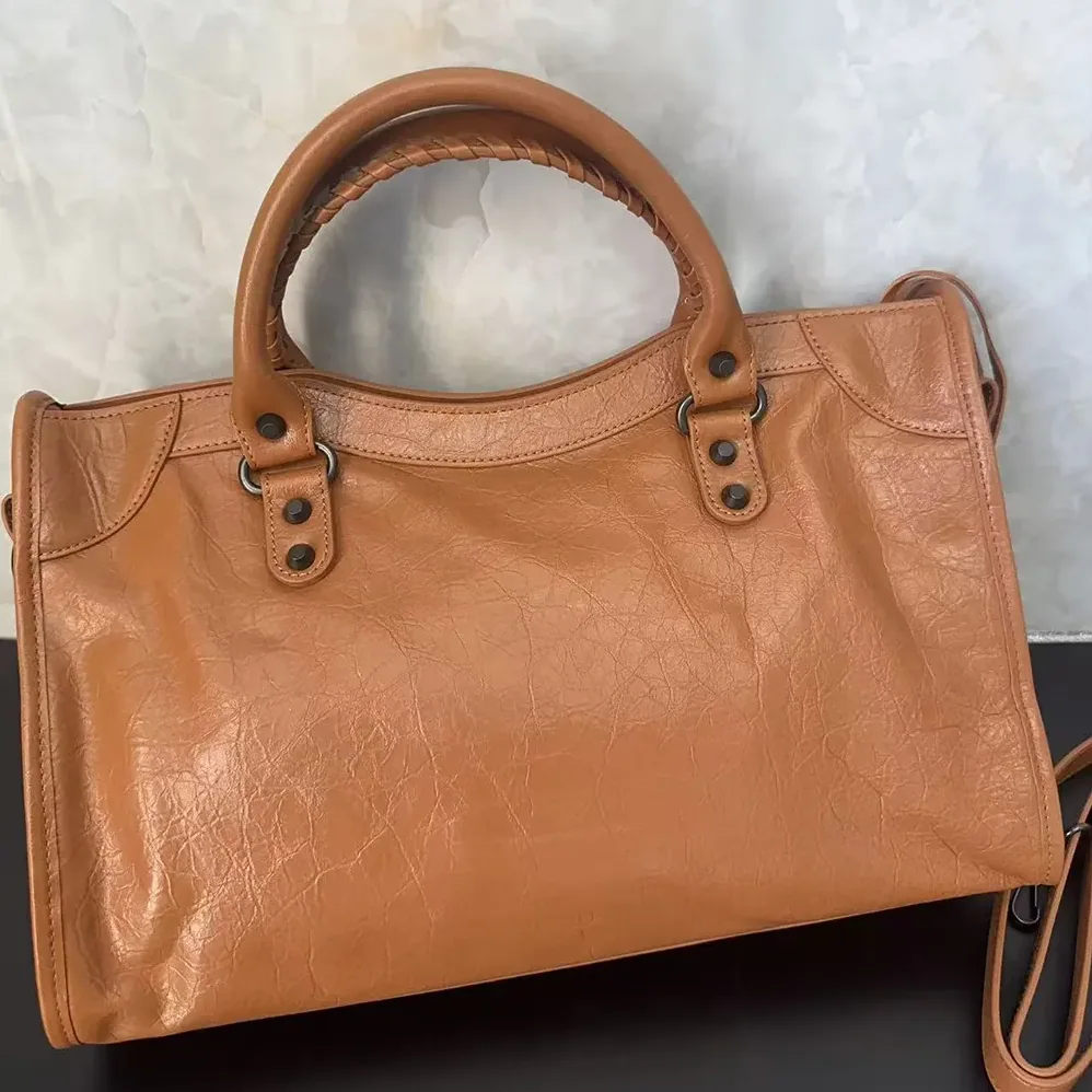 Balenciaga Le City Medium Bag Metallized in Brown for Women Balenciaga Le City Medium Bag Metallized in Brown for Women