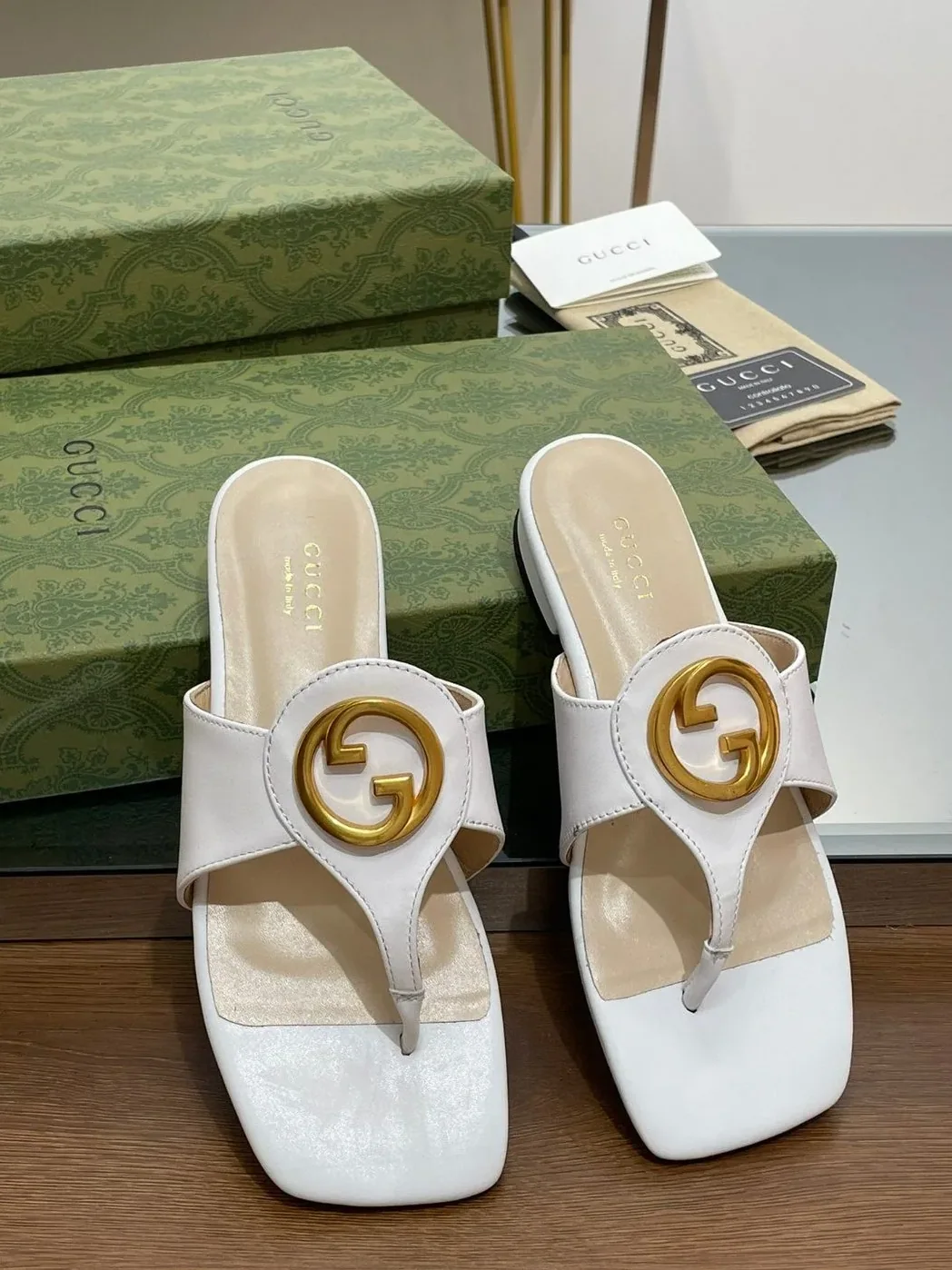 Gucci Blondie Thong Sandal White Gucci Blondie Thong Sandal White