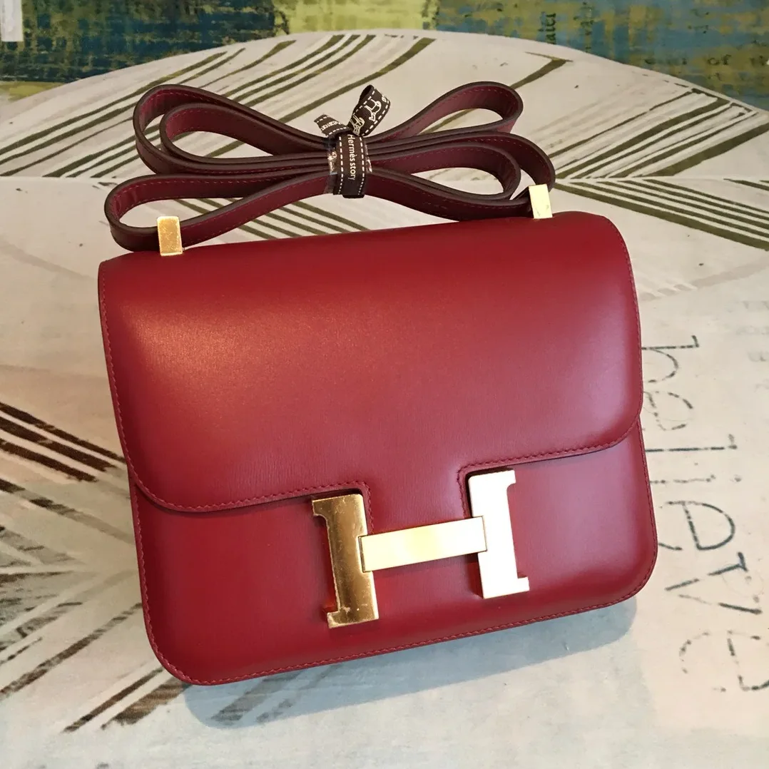 Hermes Constance 24 Crossbody Bag / Burgundy Swift Leather Gold Hardware Hermes Constance 24 Crossbody Bag / Burgundy Swift Leather Gold Hardware