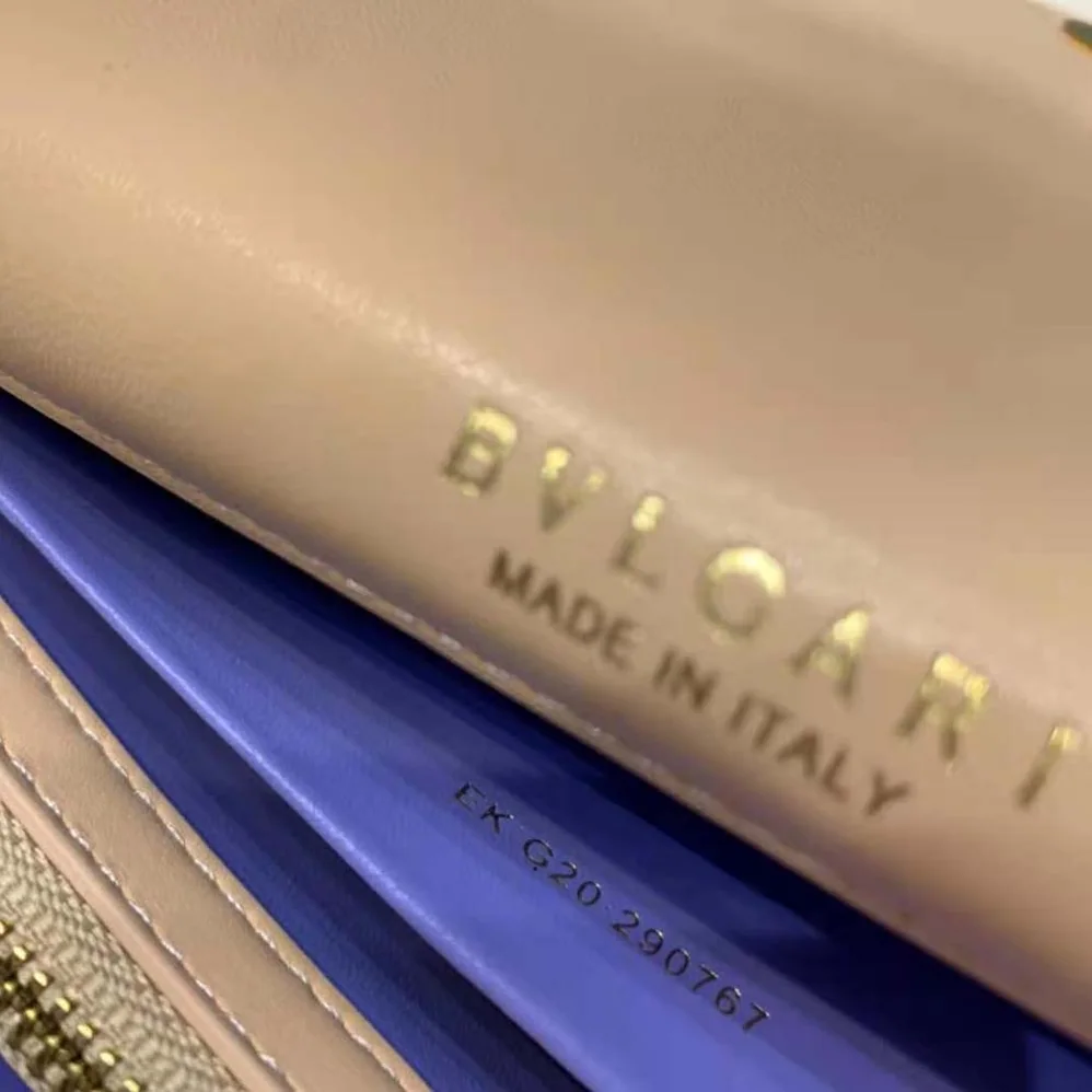 Bvlgari Serpenti Forever Crossbody Bag in Nappa Leather for Women in Sandy Bvlgari Serpenti Forever Crossbody Bag in Nappa Leather for Women in Sandy