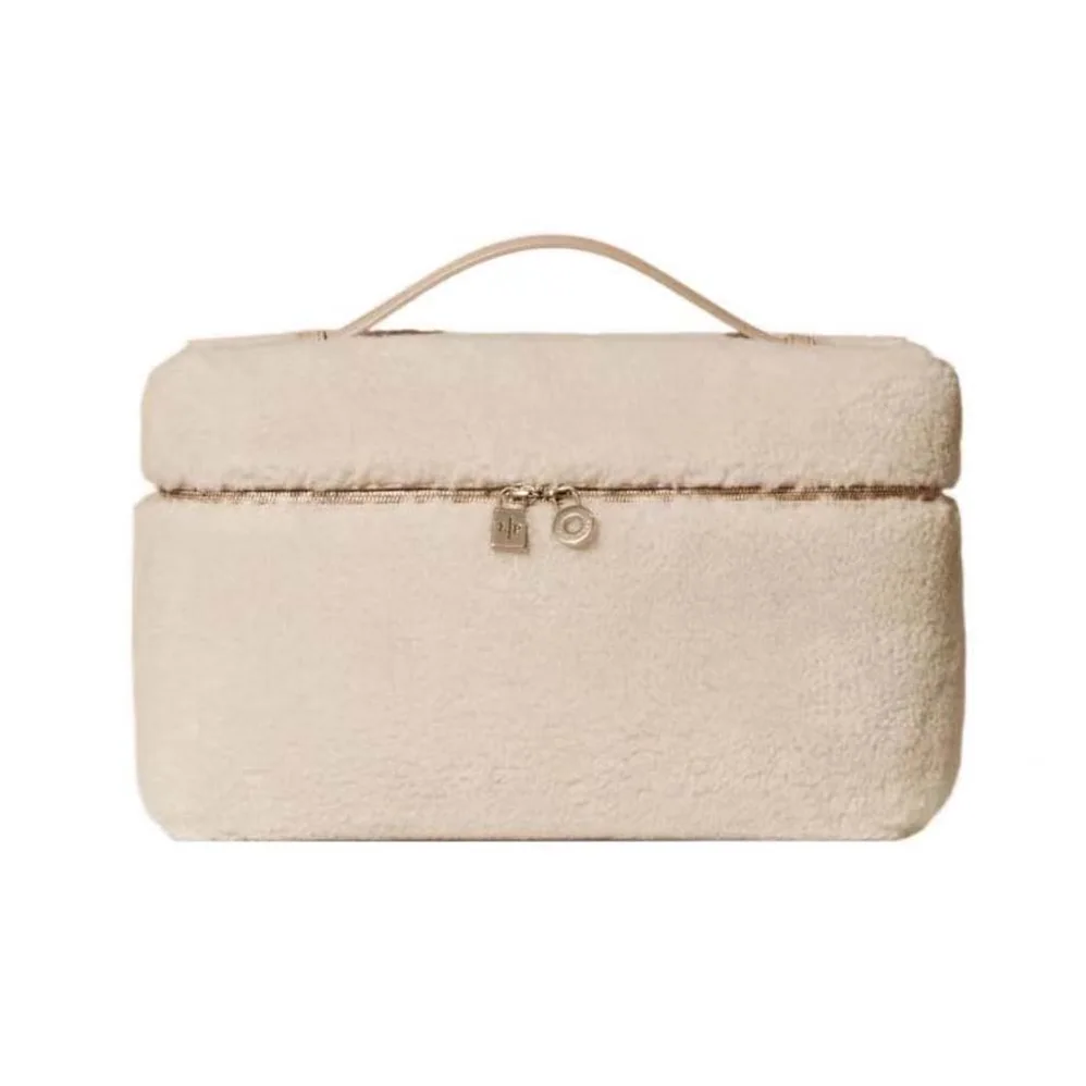 Loro Piana Extra Pocket Pouch L19 in Sheepskin Leather for Women