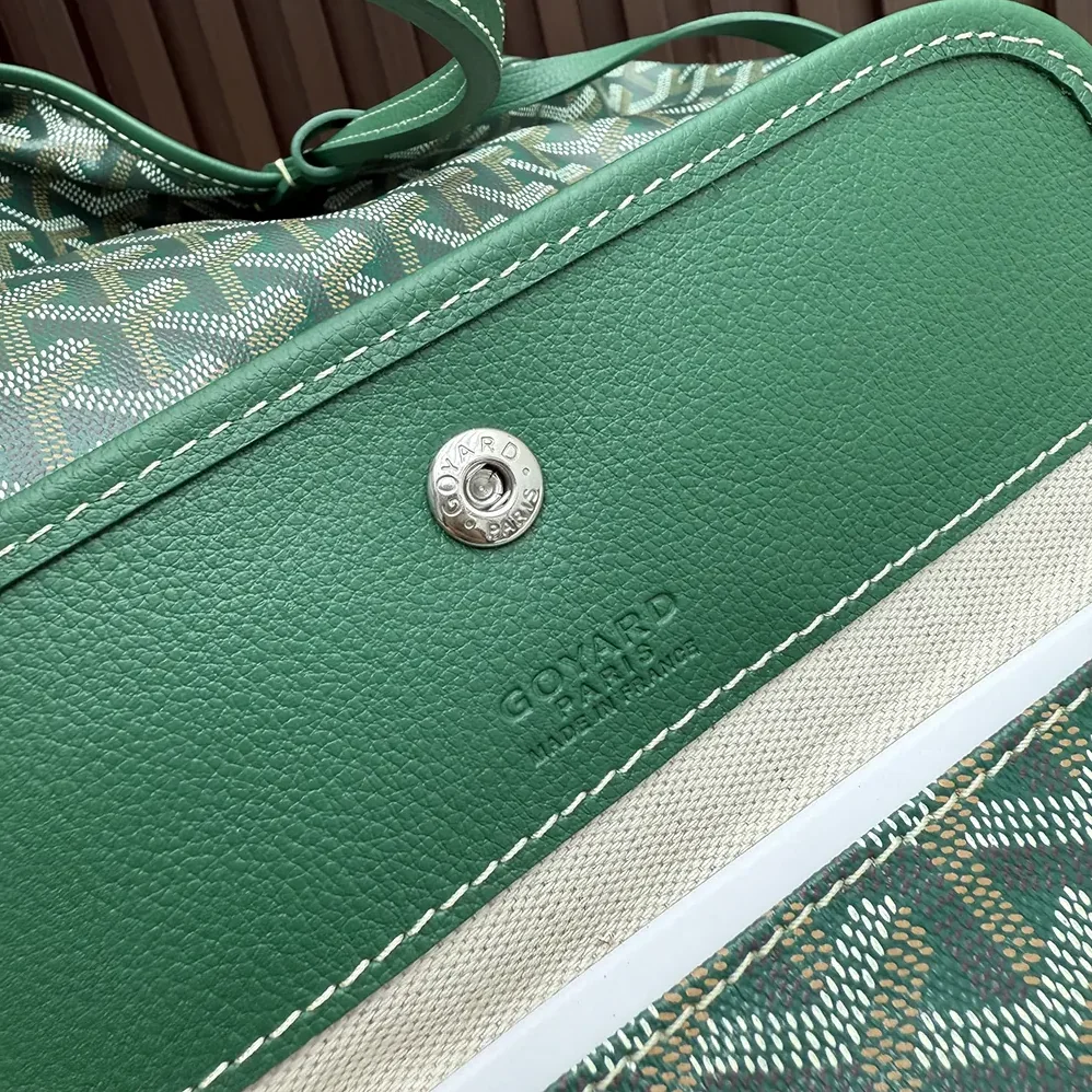 Goyard Saint Louis Gm Bag for Unisex in Green Goyard Saint Louis Gm Bag for Unisex in Green