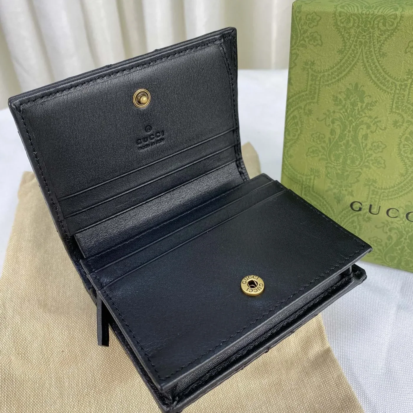 Gucci GG Marmont Card Case Wallet Black / Gucci GG Marmont Card Case Wallet Black /