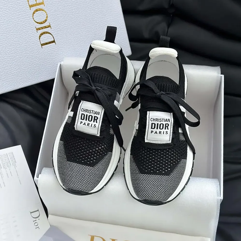 Dior Run'n'Dior Sneaker Black and White Technical Mesh for Unisex Dior Run'n'Dior Sneaker Black and White Technical Mesh for Unisex