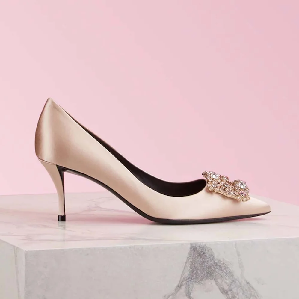 Roger Vivier Silk Flower Strass Pumps 6.6 cm Heel for Women in Sandy