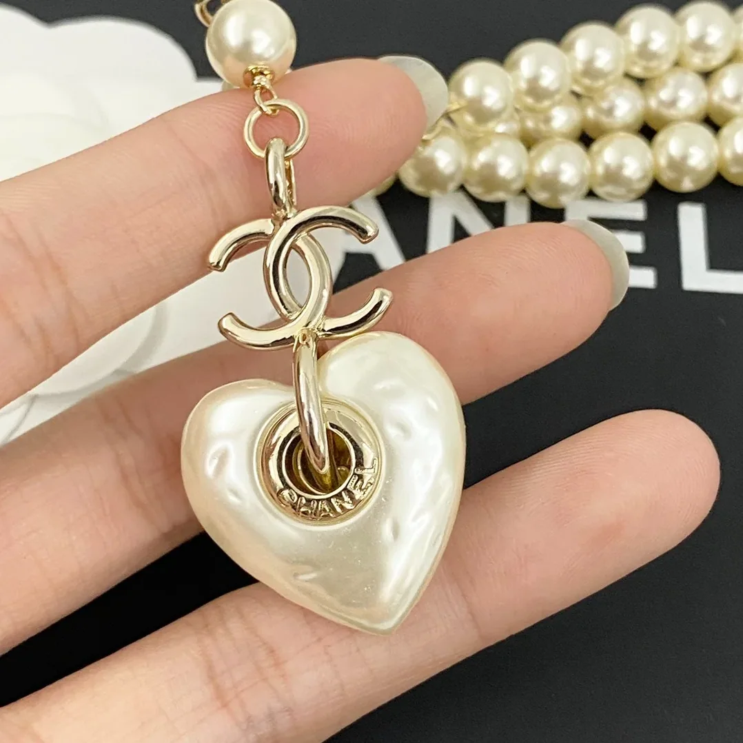 Chanel 24 Milky White Heart Shaped Pearl Waist Necklace
