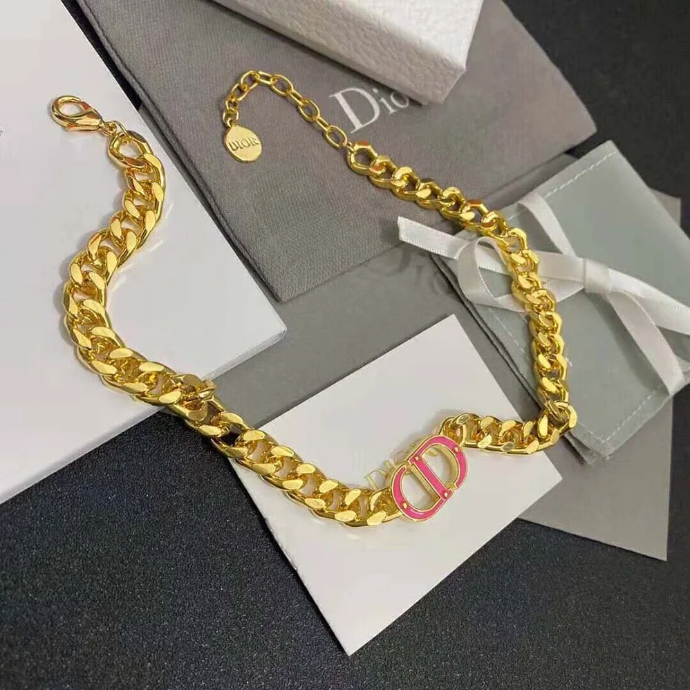 Dior 30 Montaigne Necklace Gold-Finish Metal and Fluorescent Pink Transparent Resin for Women Dior 30 Montaigne Necklace Gold-Finish Metal and Fluorescent Pink Transparent Resin for Women