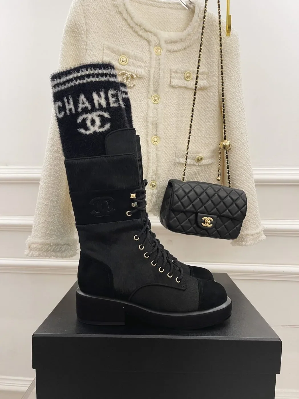 Chanel Lace for Women in Ups Black Chanel Lace for Women in Ups Black