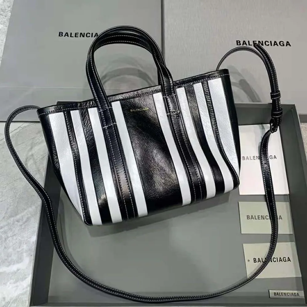 Balenciaga Barbes Small East-West Shopper Bag in Black for Women