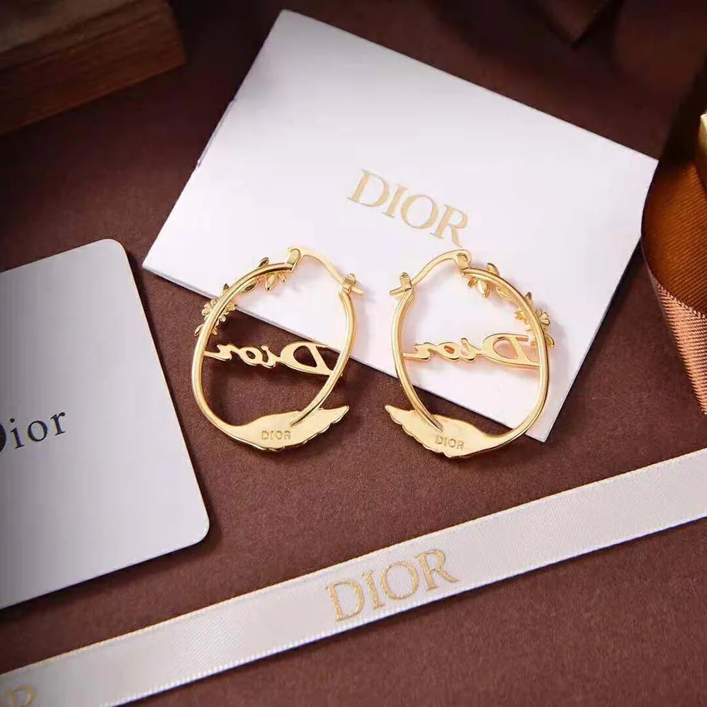 Dior Dio(r)evolution Earrings Gold for Women in Finish Metal Dior Dio(r)evolution Earrings Gold for Women in Finish Metal