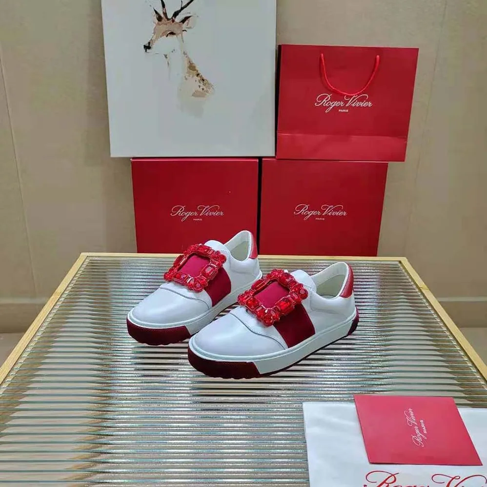 Roger Vivier Very Vivier Strass Buckle Sneakers in Leather for Women in Red