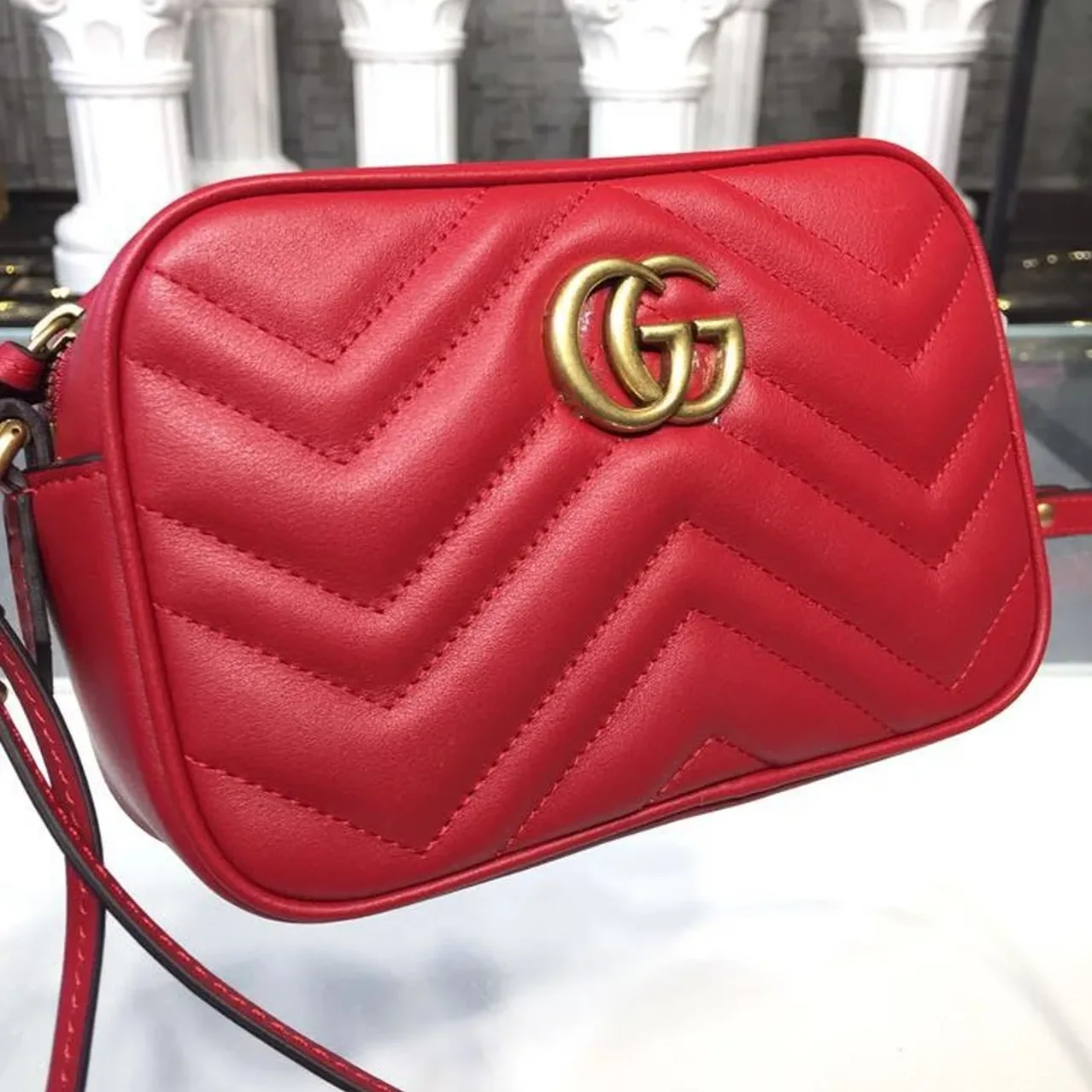 Gucci GG Marmont Matelassé Mini Bag Black Matelassé Chevron /