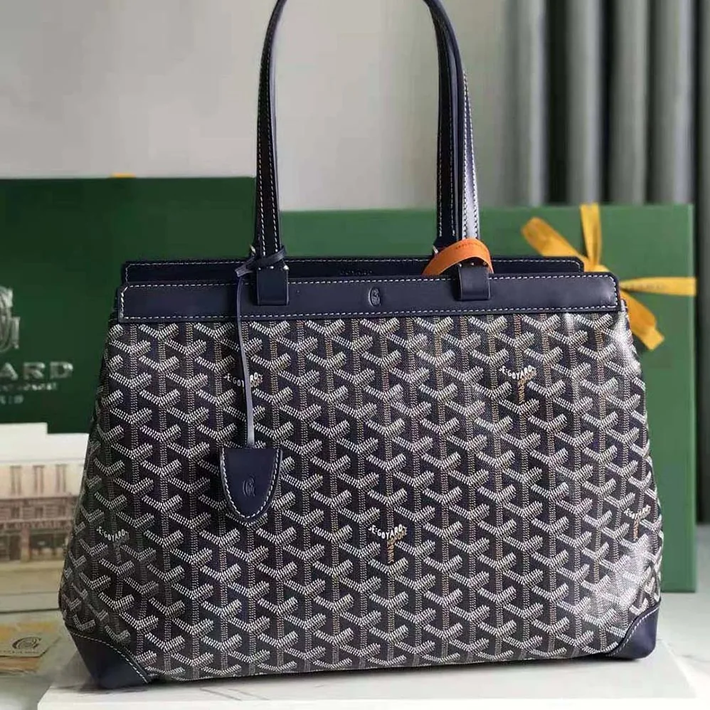 Goyard Bellechasse Biaude PM Bag for Women in Navy Goyard Bellechasse Biaude PM Bag for Women in Navy