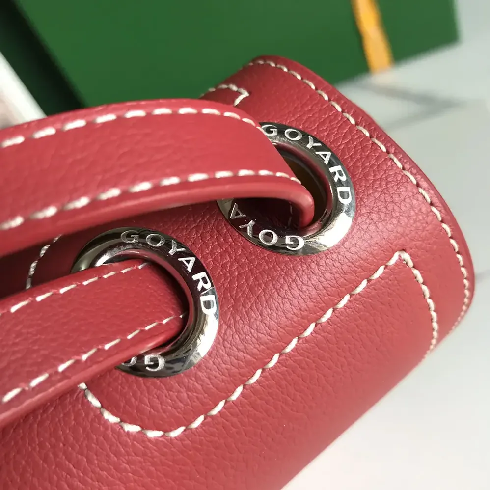 Goyard 233 Bag for Unisex in Red