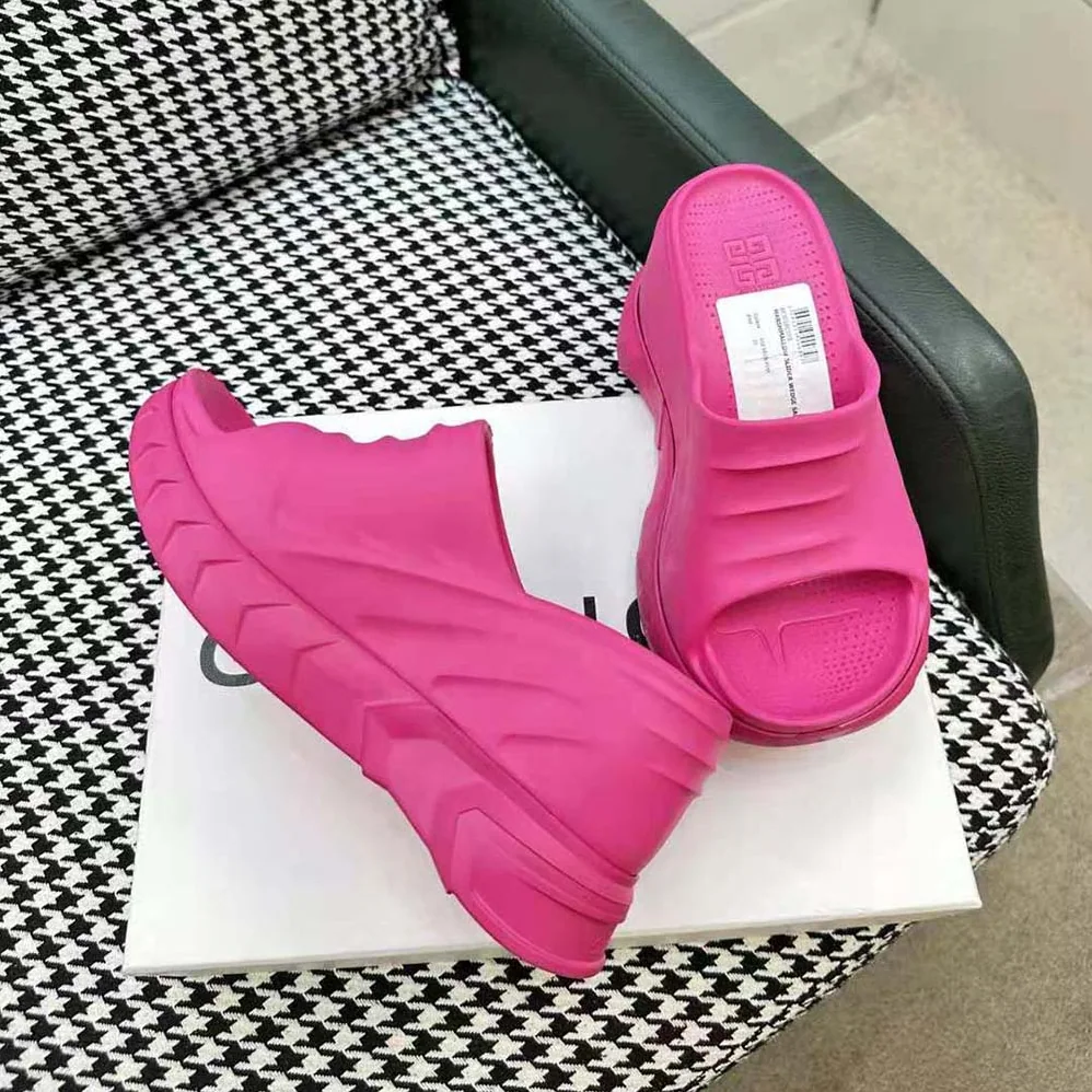 Givenchy Marshmallow Wedge Sandals in Rubber for Women in Pink