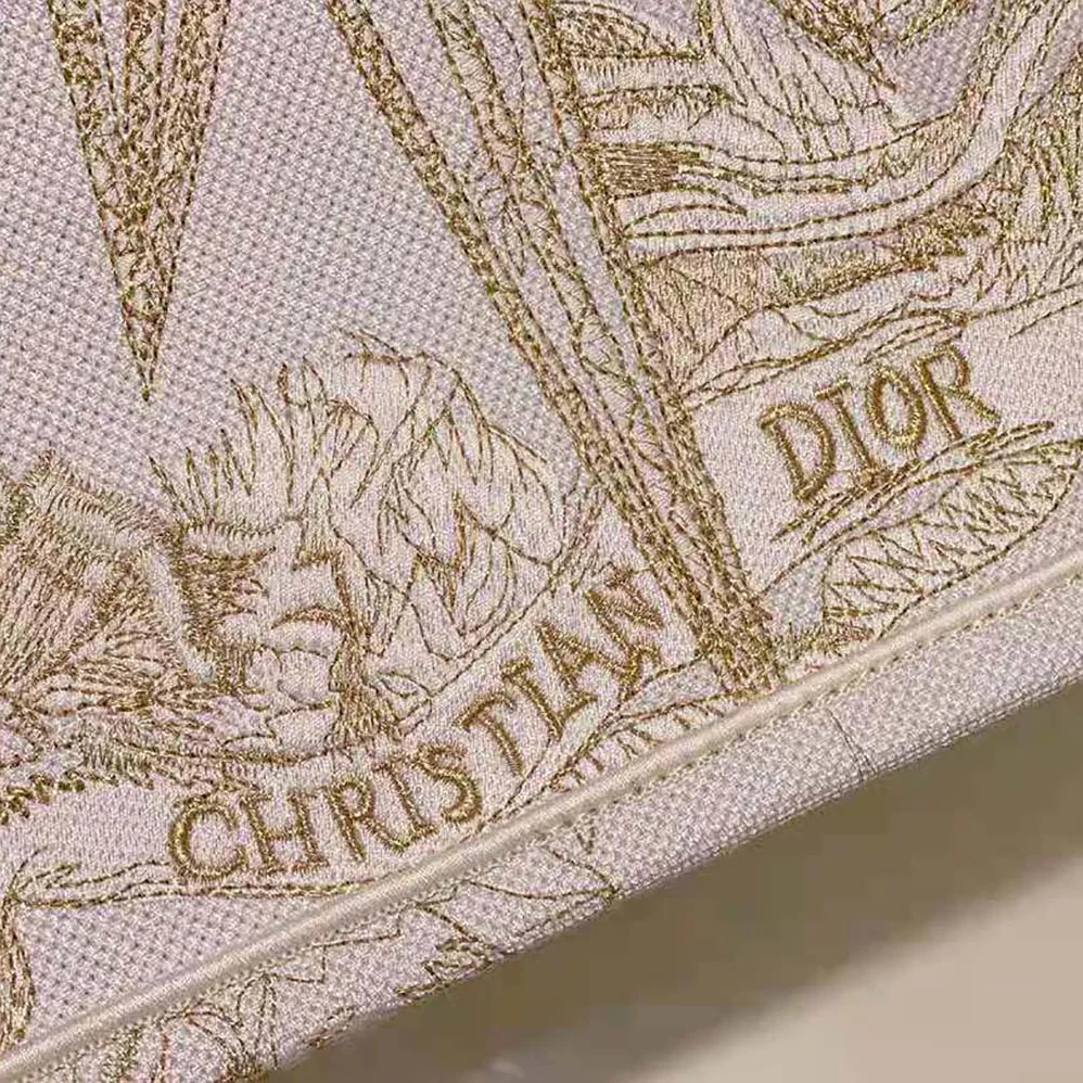 Dior Medium Dior Book Tote Dior Rêve d'Infini Embroidery with Gold for Women in Tone Metallic Thread
