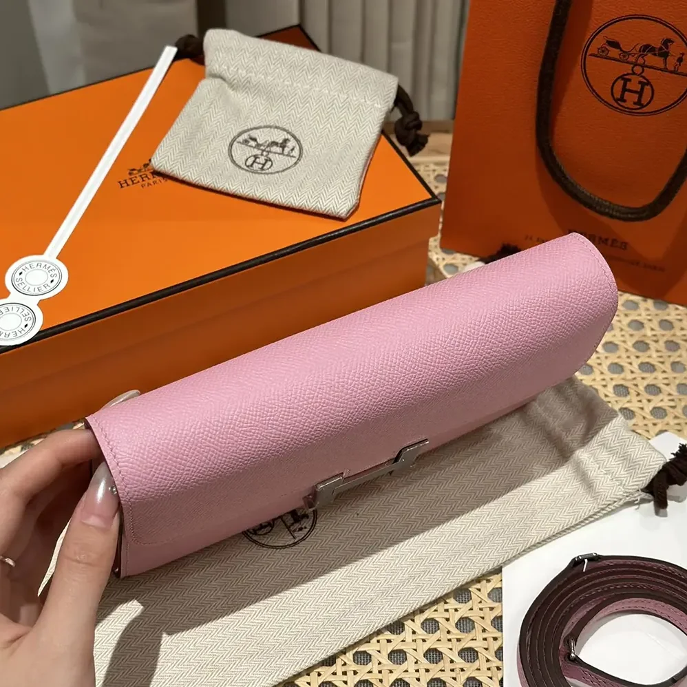 Hermes Constance Long To Go in Epsom Leather for Women in Pink/Silver