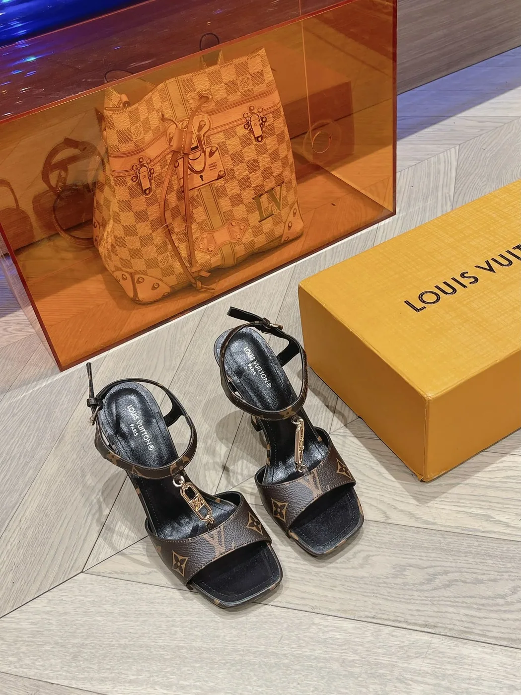 Louis Vuitton Sparkle Sandal Black / 3.7 in inch
