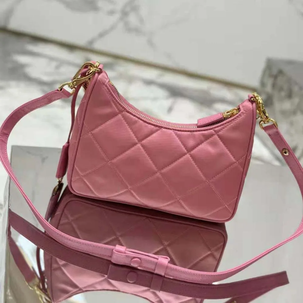 Prada Re-Edition 1995 Chaîne Re-Nylon Mini-bag for Women in Pink