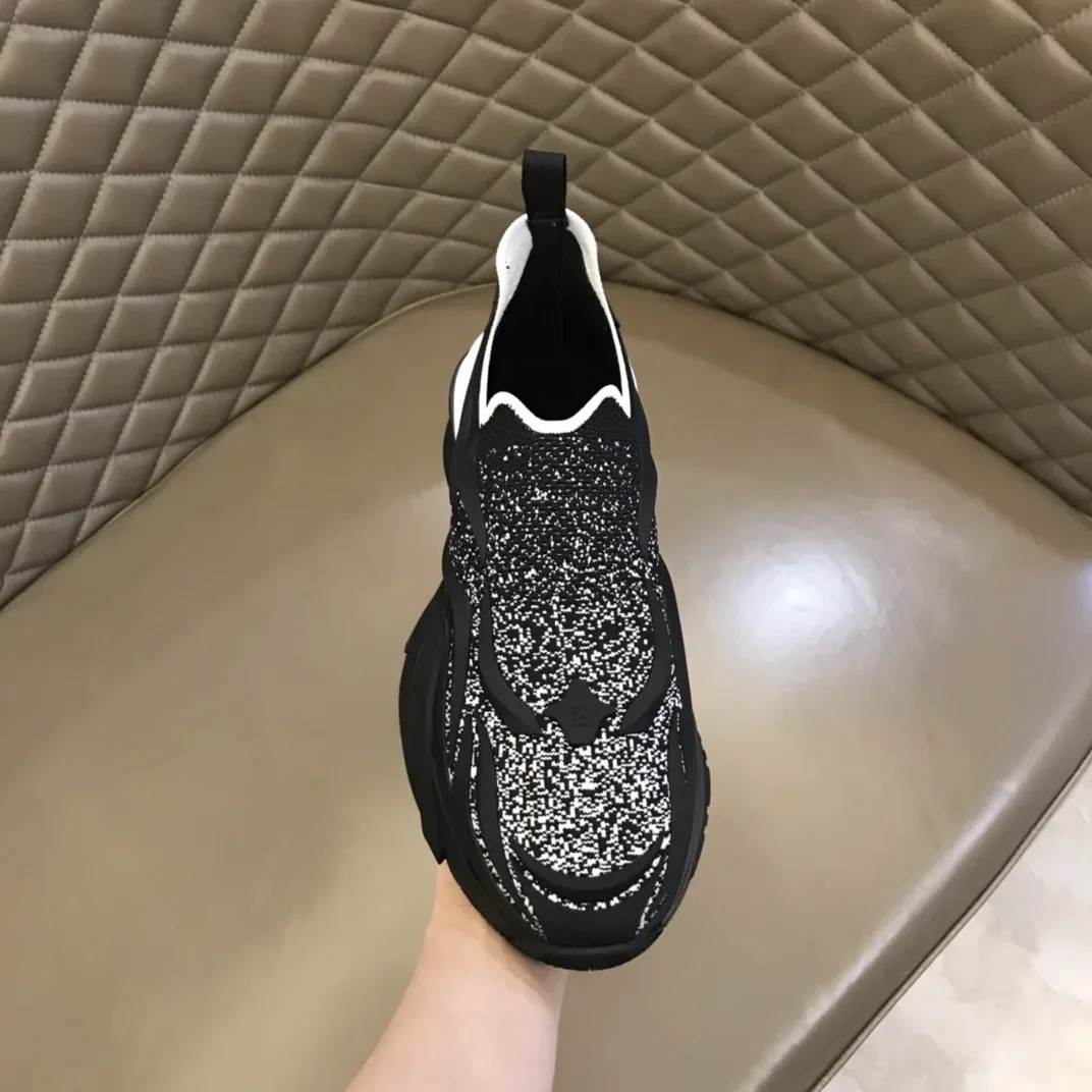 FD Fendi Flow Running Sneakers Light Black FD Fendi Flow Running Sneakers Light Black