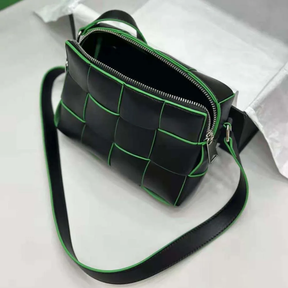 Bottega Veneta Cassette Camera Bag in Calfskin Leather for Men Bottega Veneta Cassette Camera Bag in Calfskin Leather for Men
