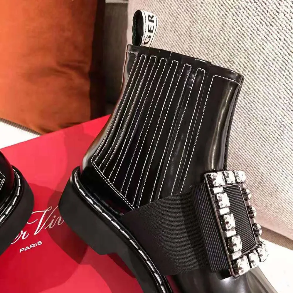 Roger Vivier Viv' Rangers Stitch Strass Buckle Booties in Leather for Women Roger Vivier Viv' Rangers Stitch Strass Buckle Booties in Leather for Women