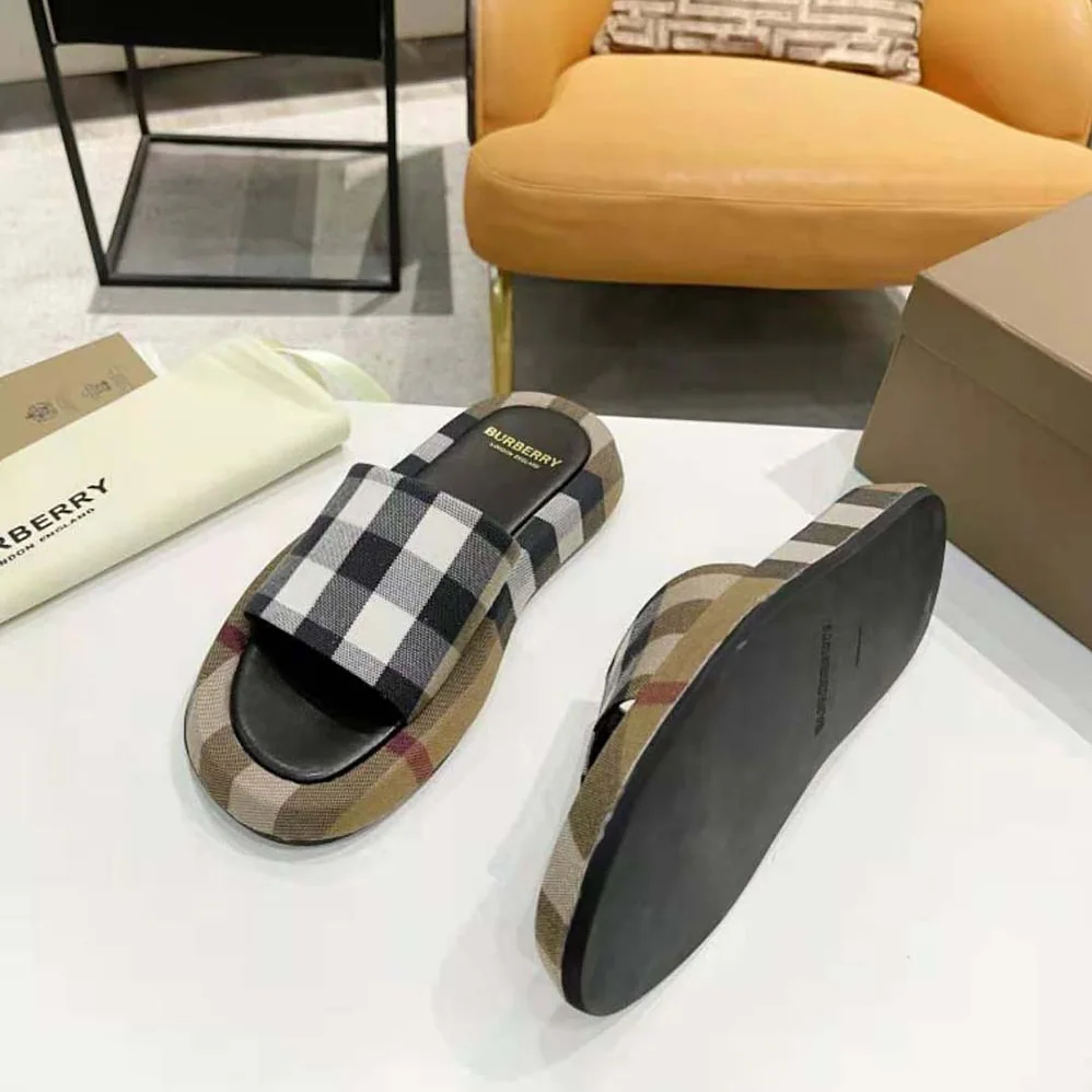 Burberry Check Cotton Slides Containing Organic Cotton for Women in Brown