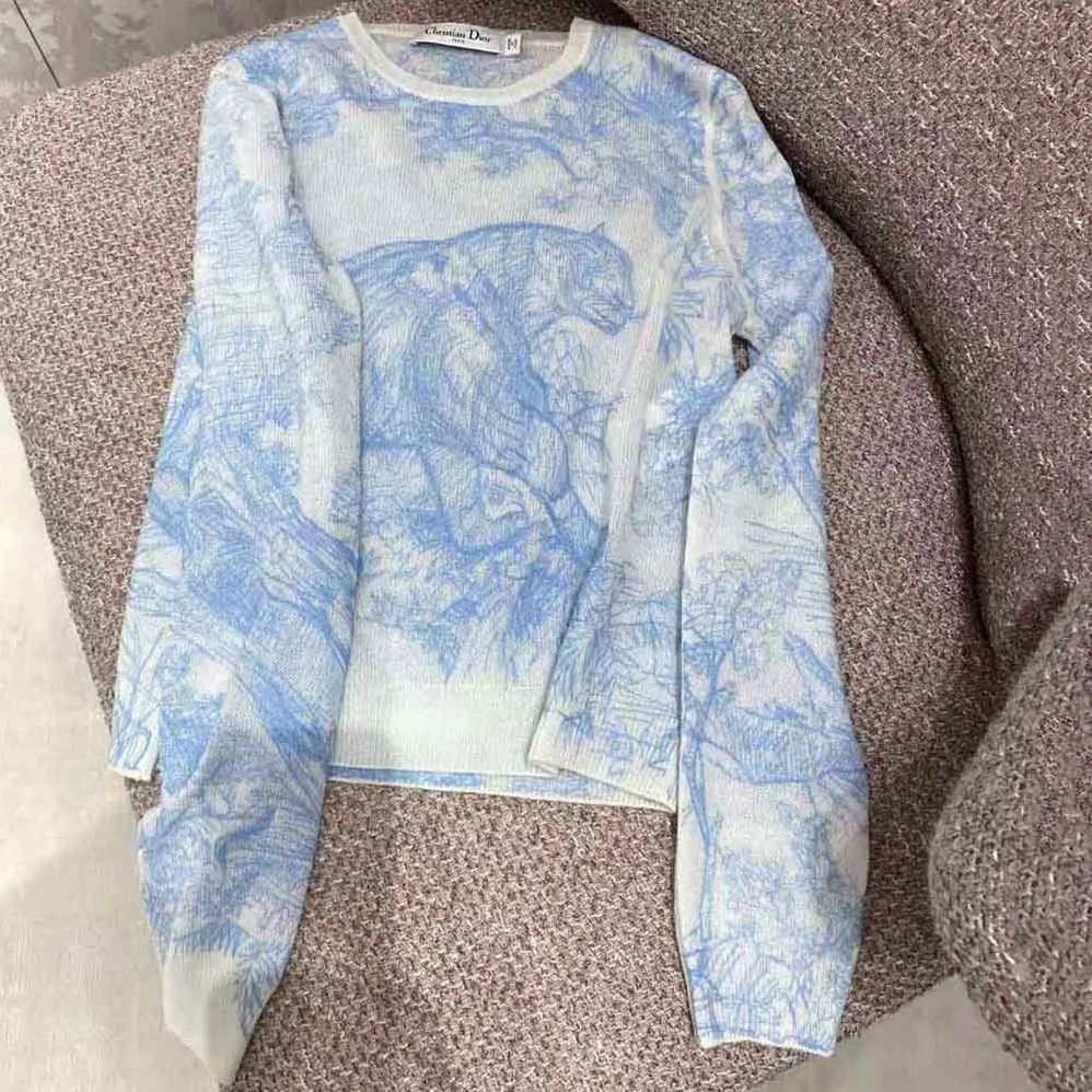 Dior Chez Moi Embroidered Sweater Cornflower Blue Technical Cashmere Knit for Women Dior Chez Moi Embroidered Sweater Cornflower Blue Technical Cashmere Knit for Women