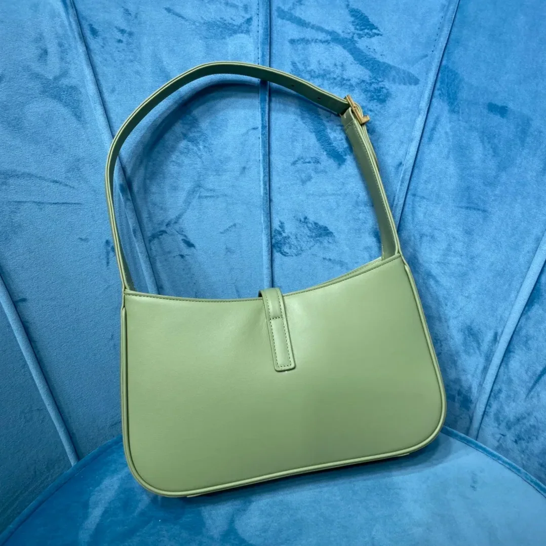 Saint Laurent Le 5 À 7 Hobo Bag In Smooth Light Green in YSL