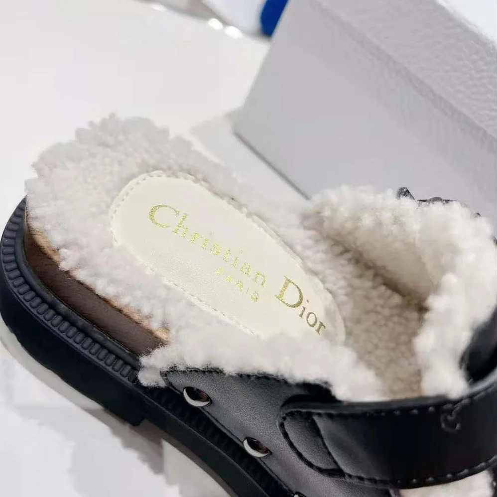 Dior Diorquake Clog Black Calfskin and White Shearling for Women