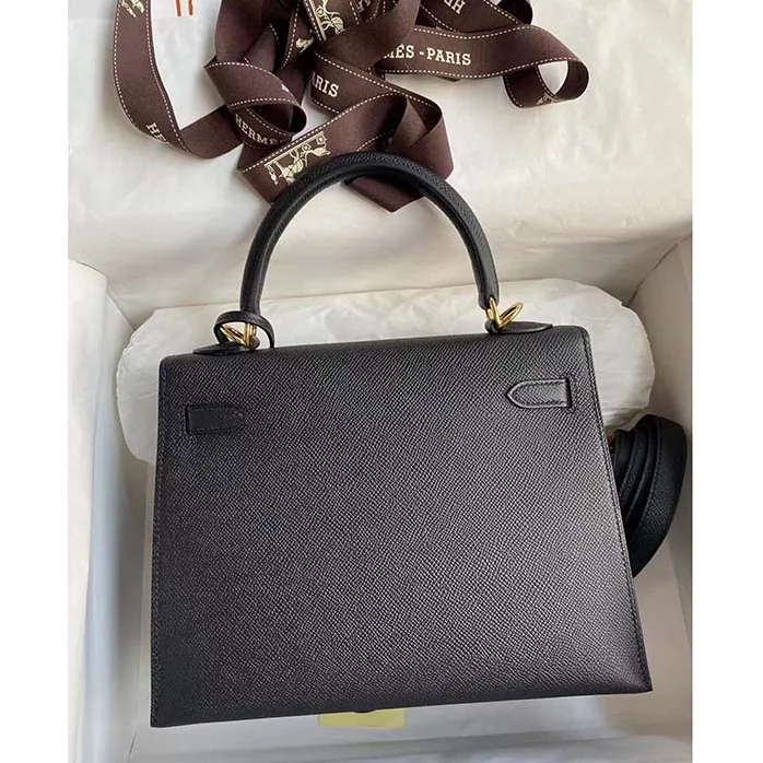 Hermes Kelly Sellier 32 Bag in Togo Leather with Gold Hardware for Women in Black