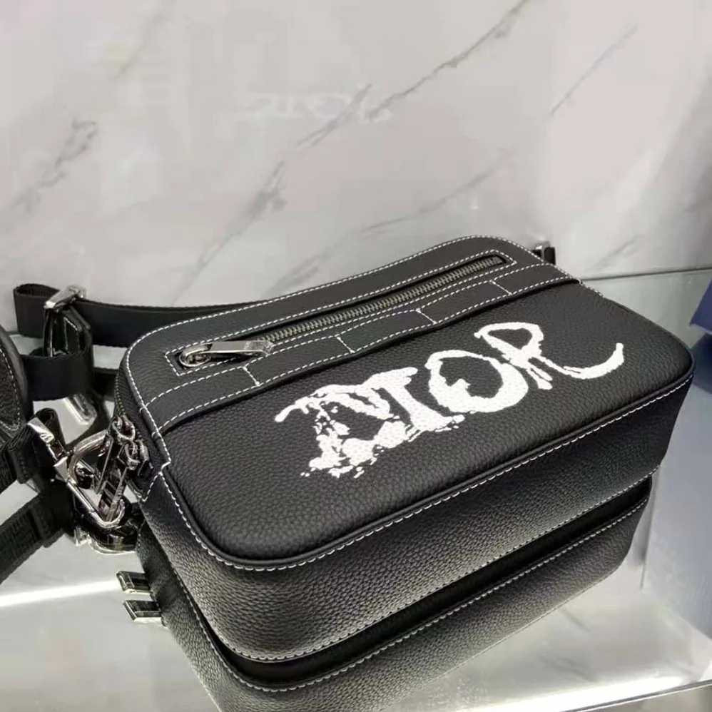 Dior Peter Doig Safari Messenger Bag Black Grained Calfskin for Men Dior Peter Doig Safari Messenger Bag Black Grained Calfskin for Men