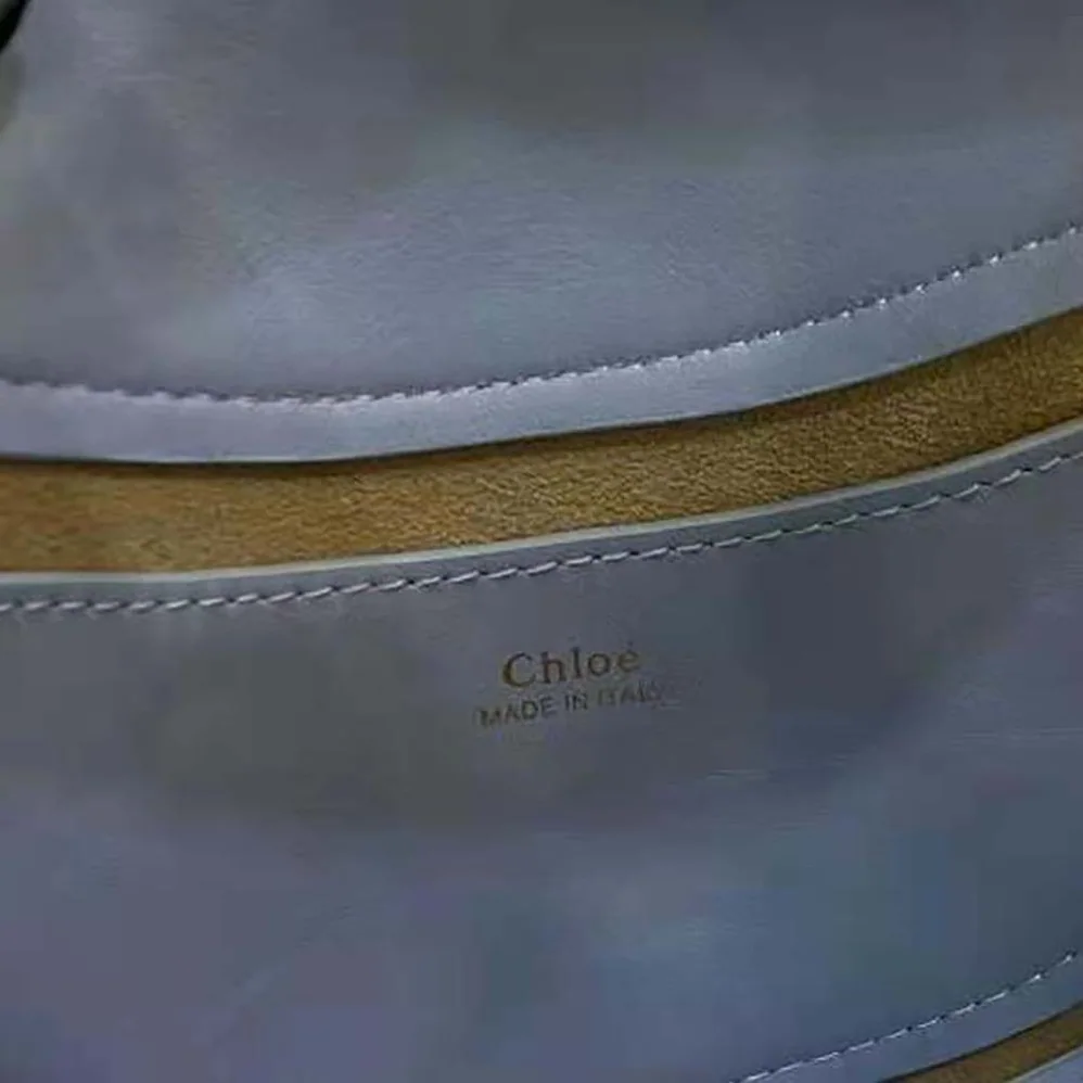 Chloe Kiss Small Purse in Small Grain Calfskin for Women in Blue