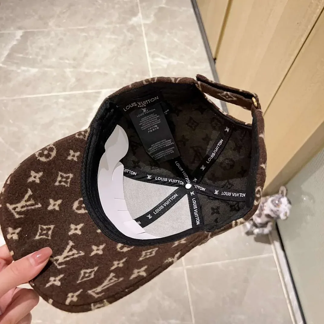 Louis Vuitton Monogram Pattern Cap Brown