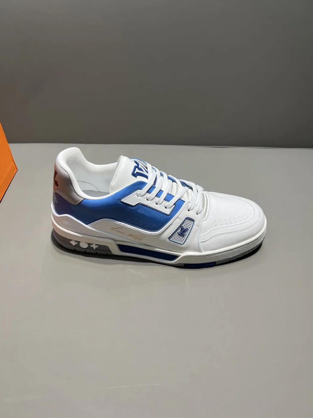 Louis Vuitton Trainer Sneaker White in Blue Virgil Abloh