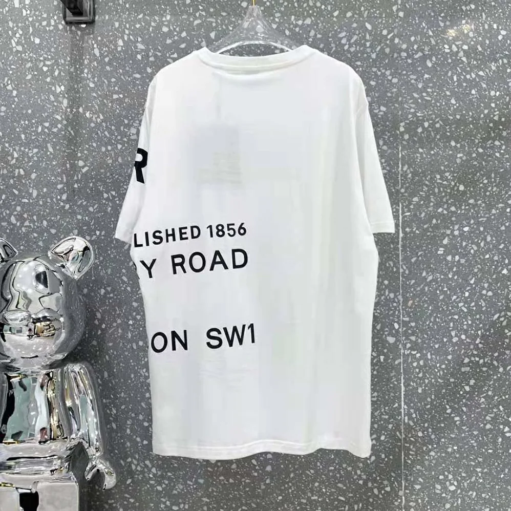 Burberry Horseferry Print Cotton Oversized T-shirt for Men in White