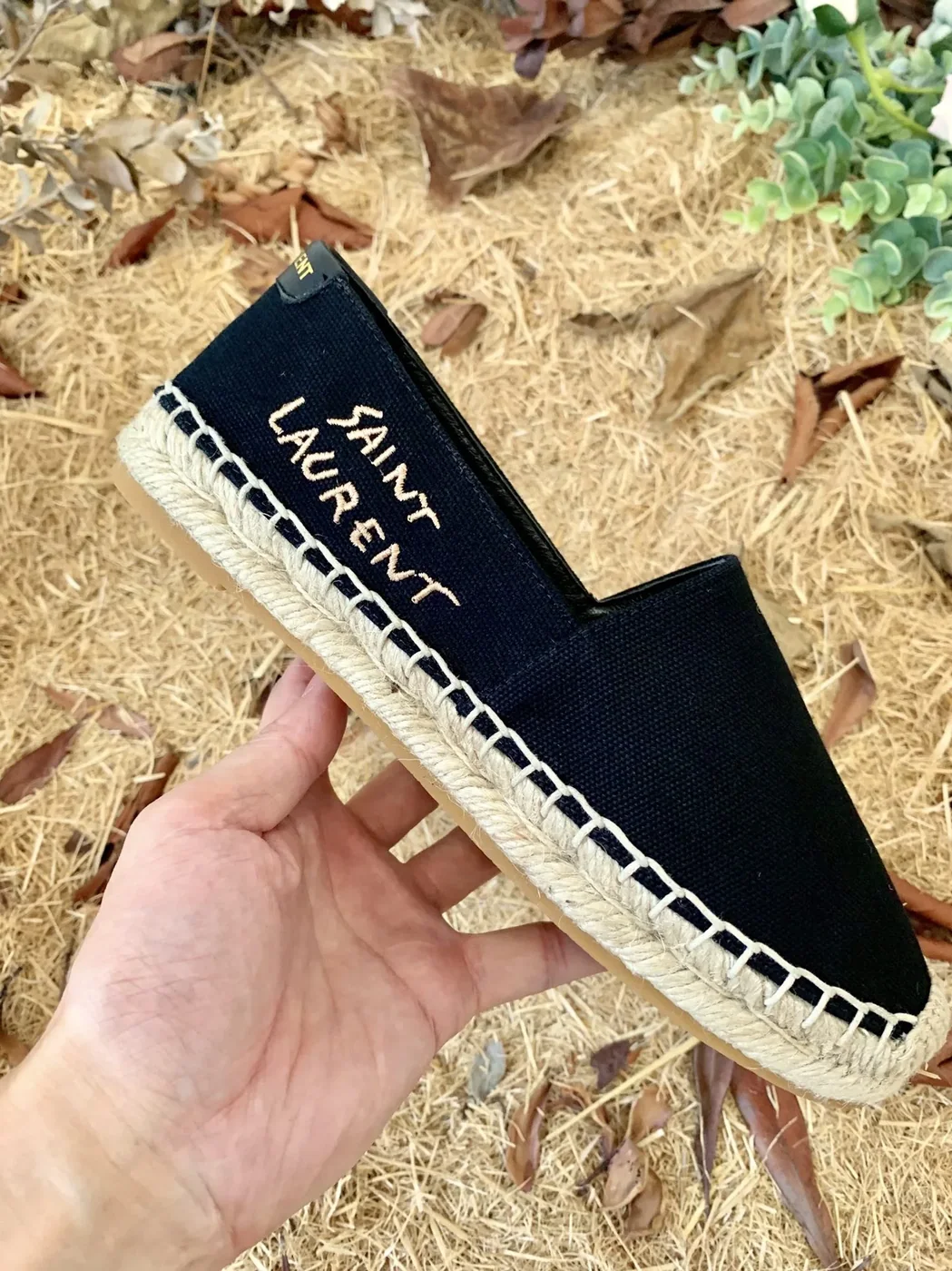 Saint Laurent Saint Laurent Embroidered Espadrilles Black YSL Saint Laurent Saint Laurent Embroidered Espadrilles Black YSL