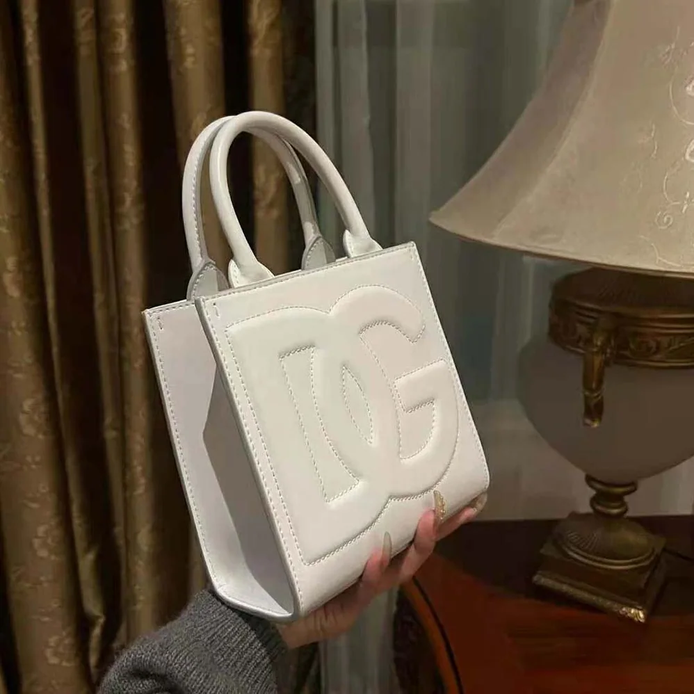 Dolce Gabbana D&G DG Daily Mini Shopper for Women in White Dolce Gabbana D&G DG Daily Mini Shopper for Women in White