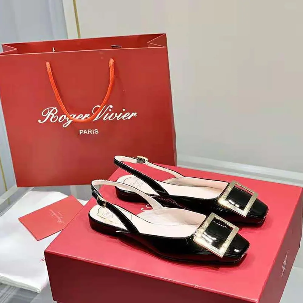 Roger Vivier Trompette Metal Buckle Slingback Ballerinas in Patent Leather for Women in Black Roger Vivier Trompette Metal Buckle Slingback Ballerinas in Patent Leather for Women in Black