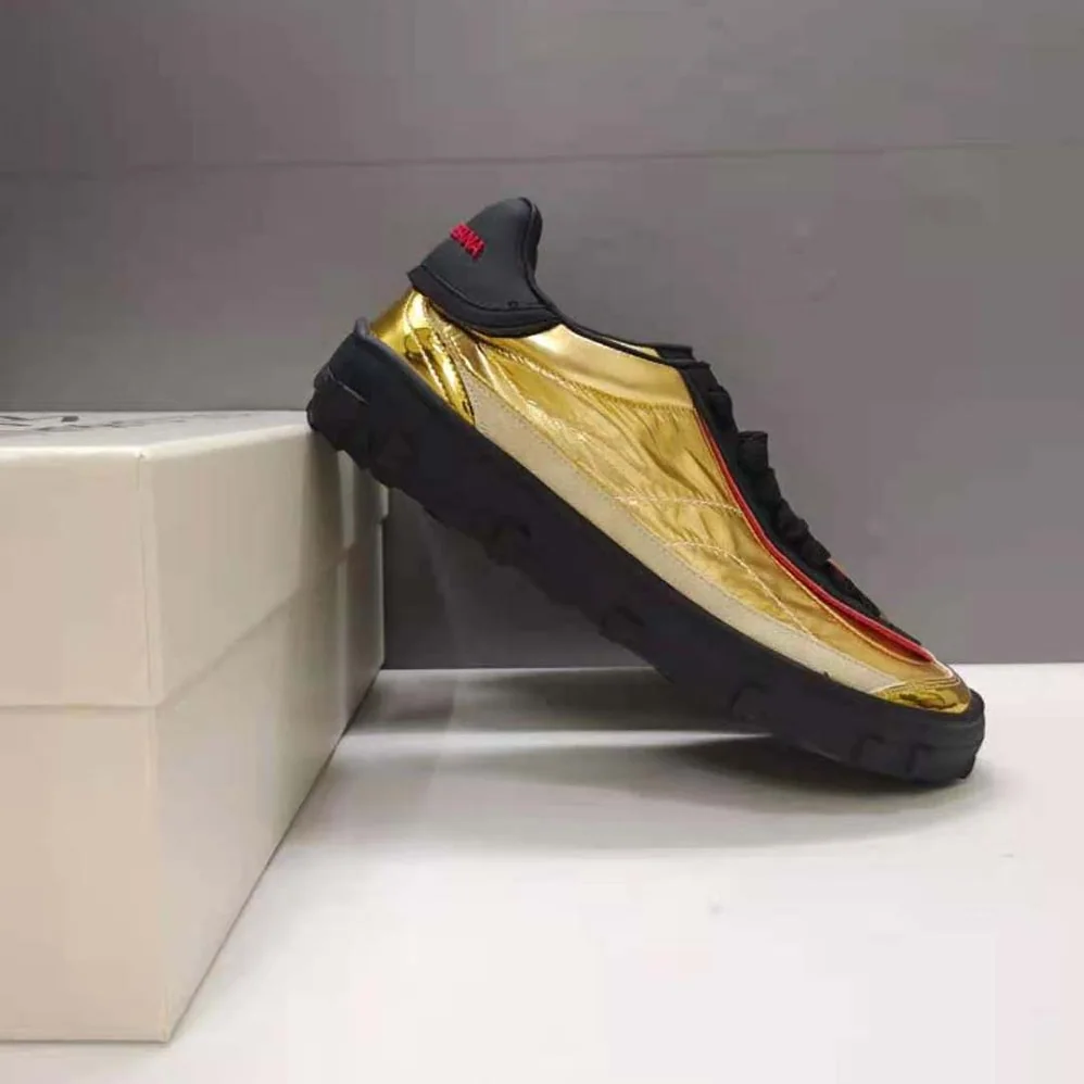 Dolce Gabbana D&G Mixed-material Old Runner Sneakers for Men in Gold Dolce Gabbana D&G Mixed-material Old Runner Sneakers for Men in Gold