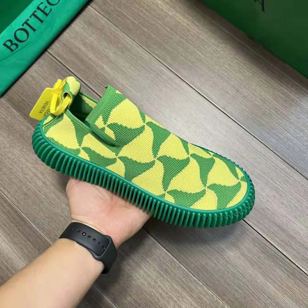 Bottega Veneta Ripple Wavy Triangle Tech Knit Slip-on Sneakers for Unisex in Lime