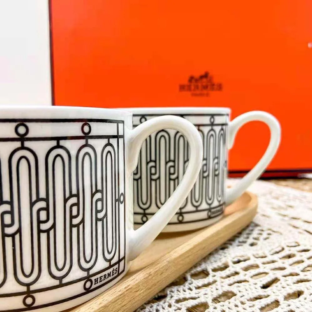 Hermes H Deco Tea Cup and Saucer for Unisex Hermes H Deco Tea Cup and Saucer for Unisex