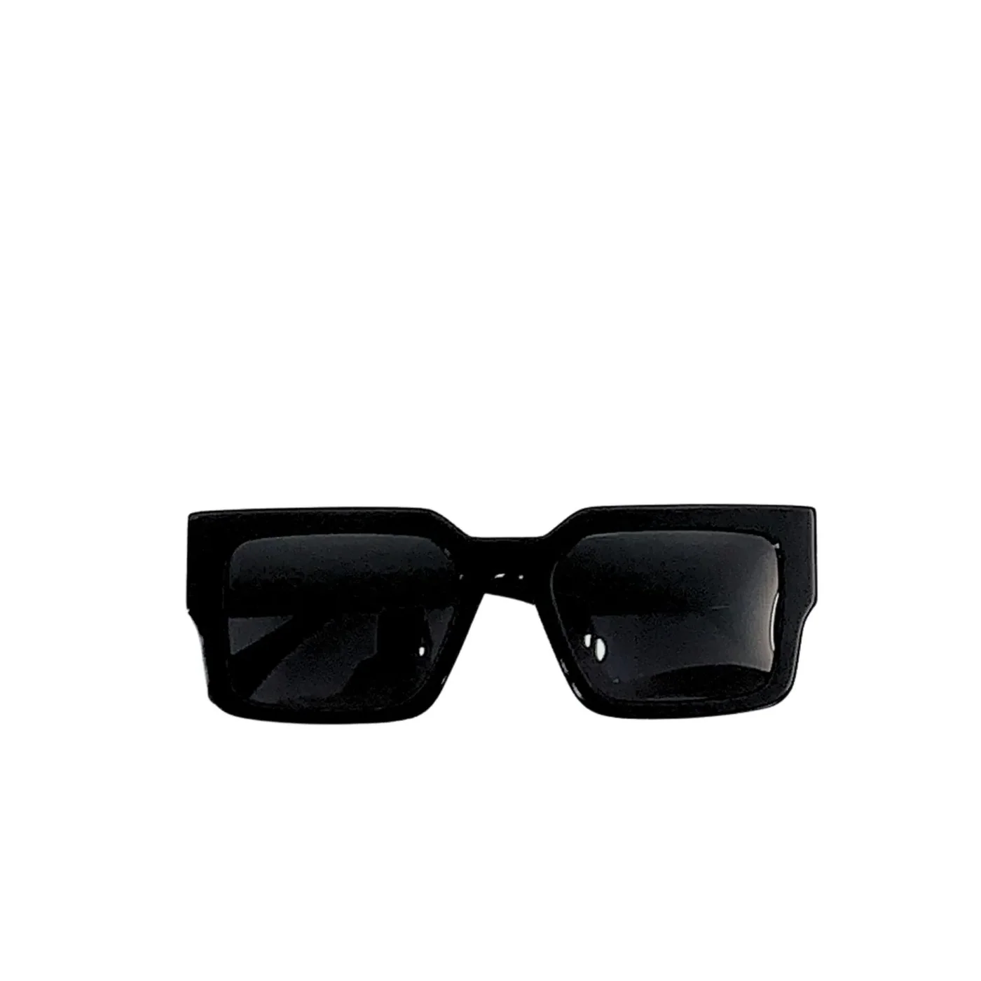 Louis Vuitton Square Millionaires Sunglasses Solid Black With Gold Logo Louis Vuitton Square Millionaires Sunglasses Solid Black With Gold Logo