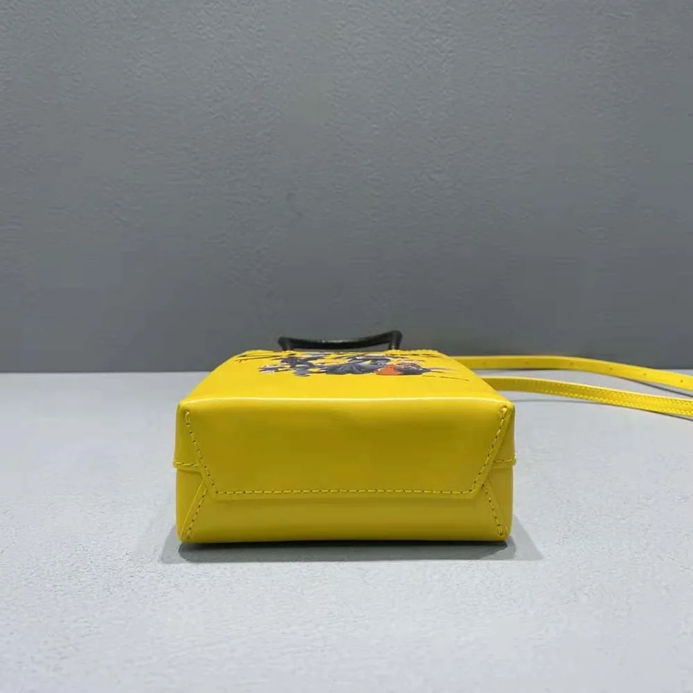 Balenciaga the Simpsons Tm 20th Television Mini Shopping Bag in Shiny Box Calfskin in Yellow for Women Balenciaga the Simpsons Tm 20th Television Mini Shopping Bag in Shiny Box Calfskin in Yellow for Women