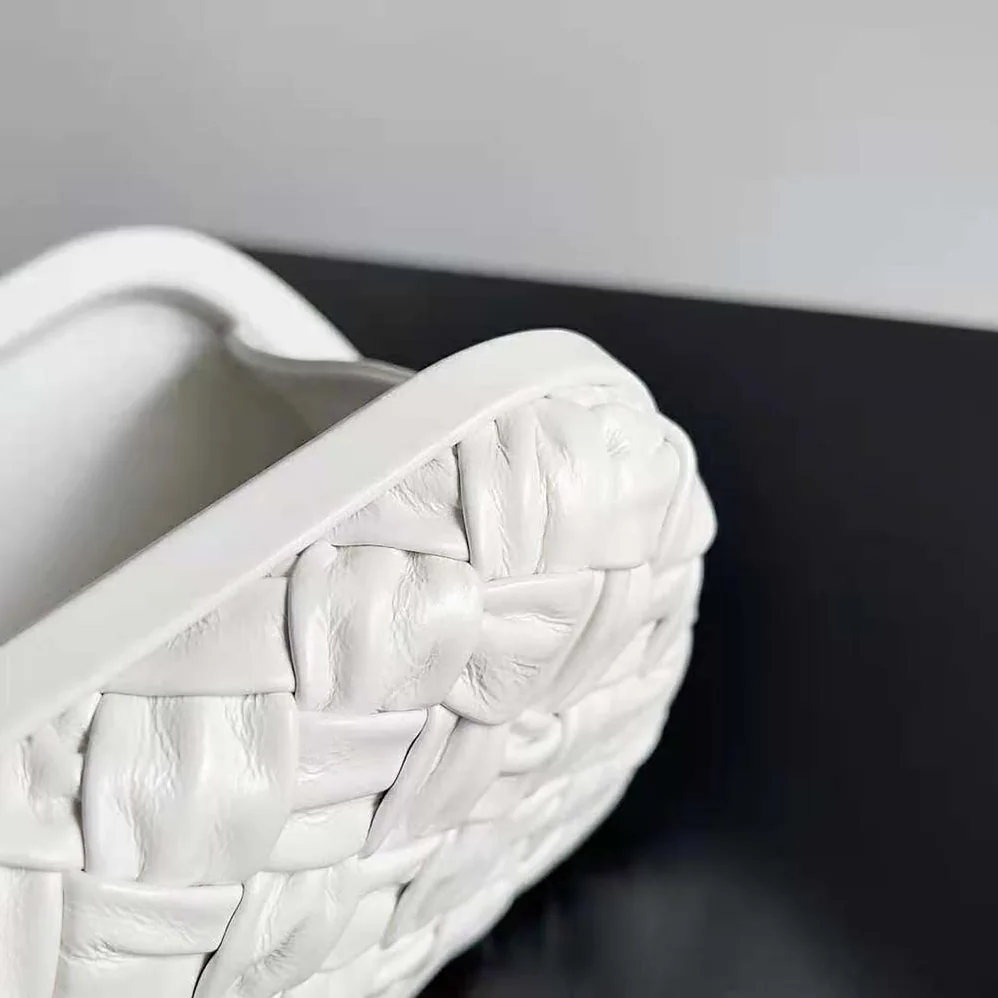 Bottega Veneta Knot Foulard Intreccio Leather Minaudiere for Women in White Bottega Veneta Knot Foulard Intreccio Leather Minaudiere for Women in White