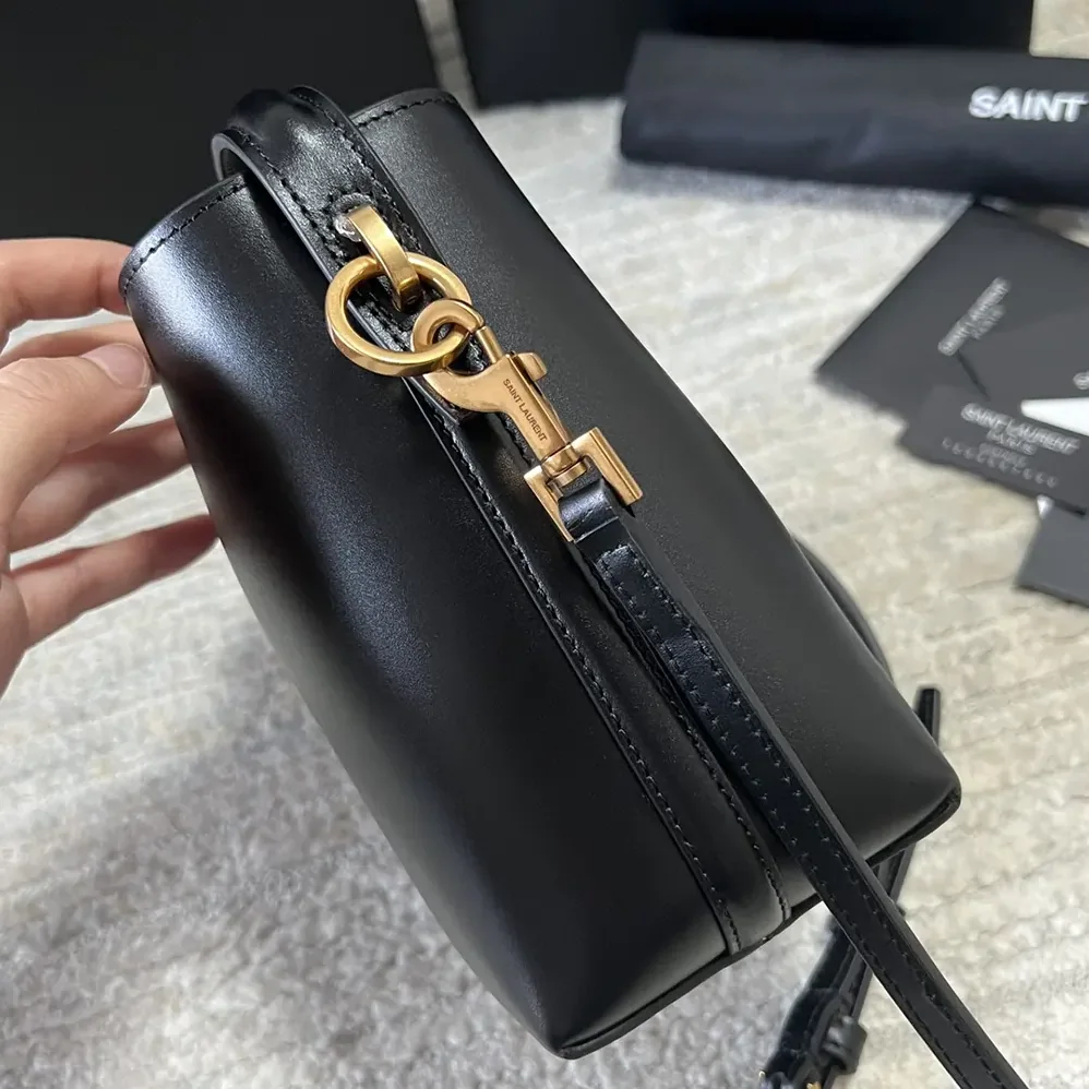 Saint Laurent YSL Le 37 Mini in Shiny Leather for Women in Black