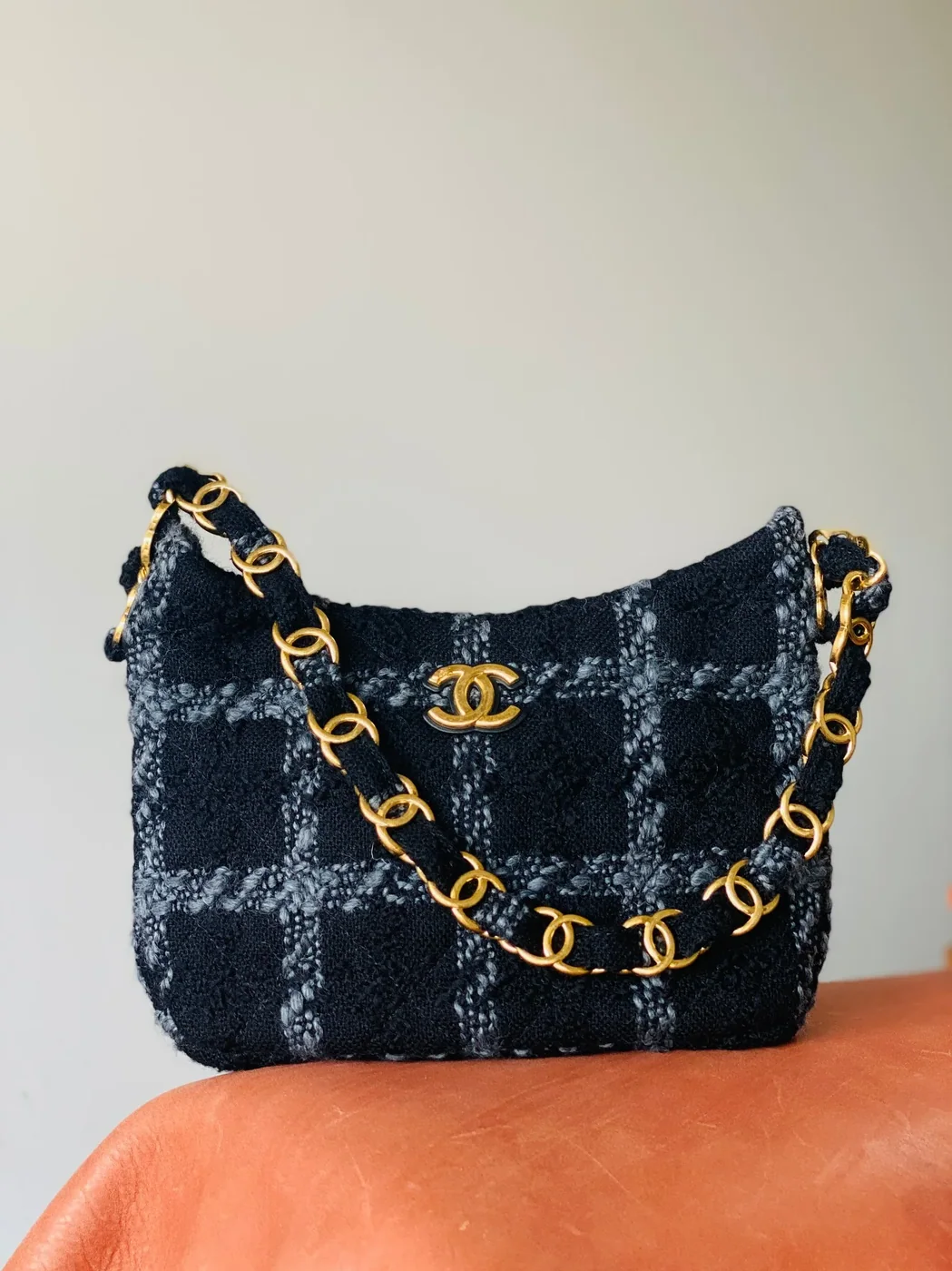Chanel Tweed Black Hobo Bag 6,/17