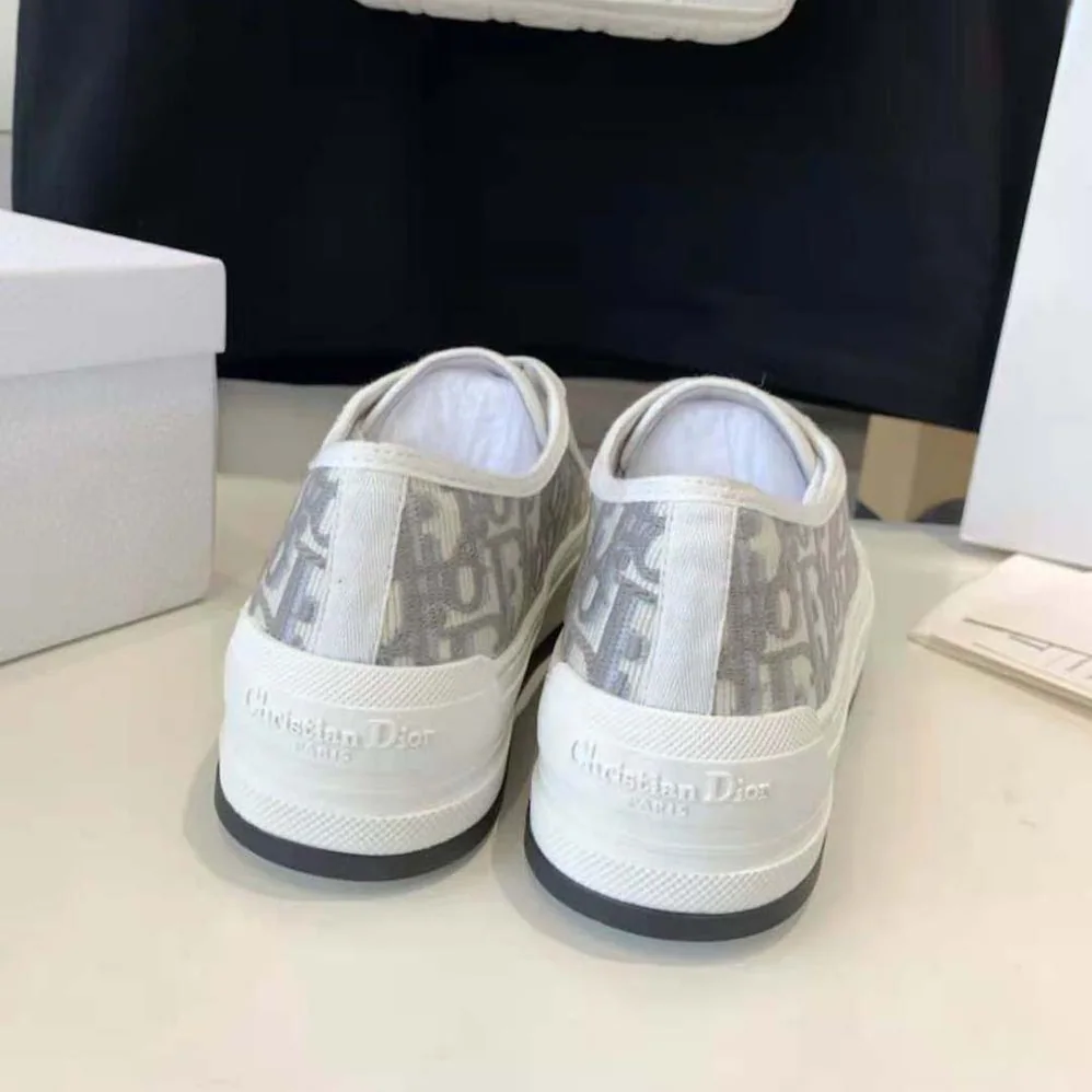Dior Walk'n'dior Platform Sneaker Stone Gray Dior Oblique Embroidered Cotton for Women Dior Walk'n'dior Platform Sneaker Stone Gray Dior Oblique Embroidered Cotton for Women